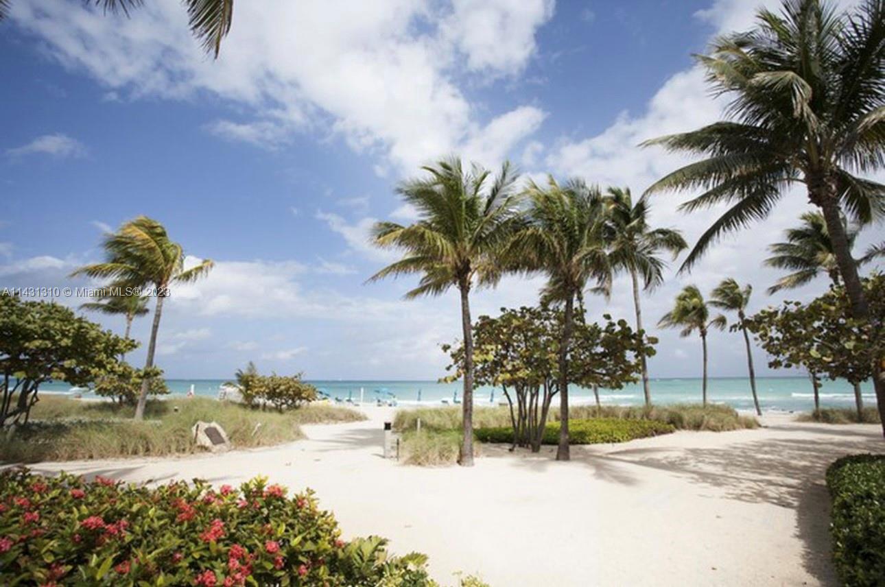 MAJESTIC TOWER - Residential