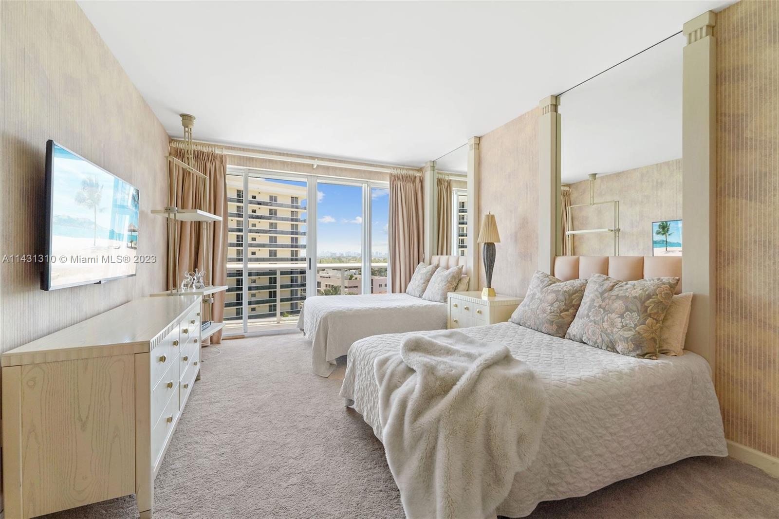 MAJESTIC TOWER - Residential