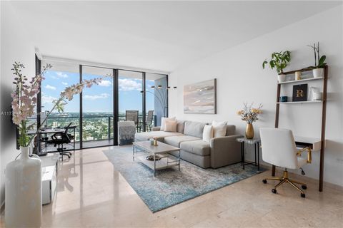 88 SW 7th St 3608 Miami FL 33130
