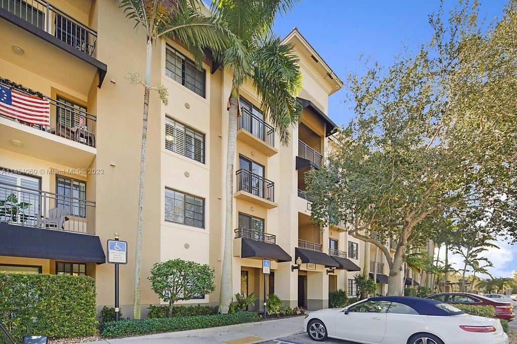 Photo of 4907 Midtown Ln #1309, Palm Beach Gardens, FL 33418 (MLS # A11484060)