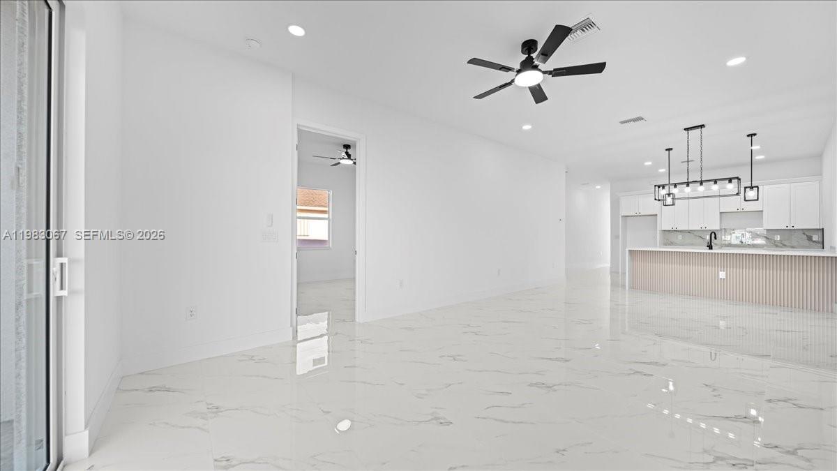 CAPE CORAL - Residential Income