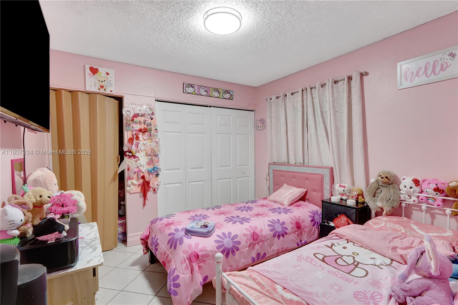 VENETIAN ACRES - Residential Income