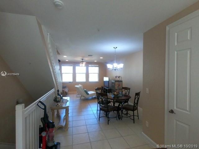 CITYSIDE CONDO - Residential