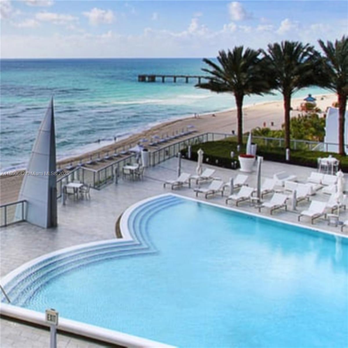 17121 Collins Ave 2503