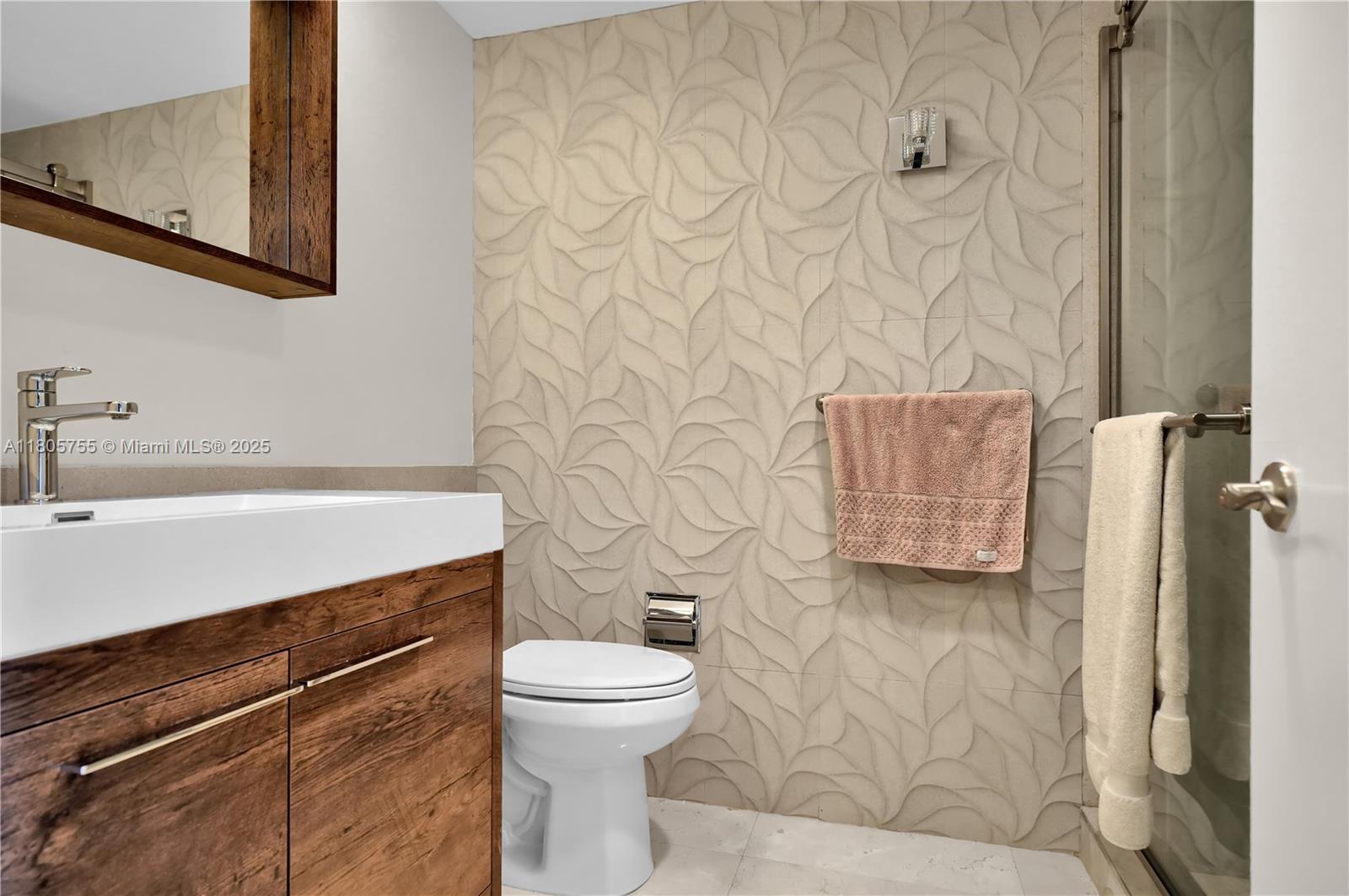 FIFTY SIX-SIXTY COLLINS A - Residential