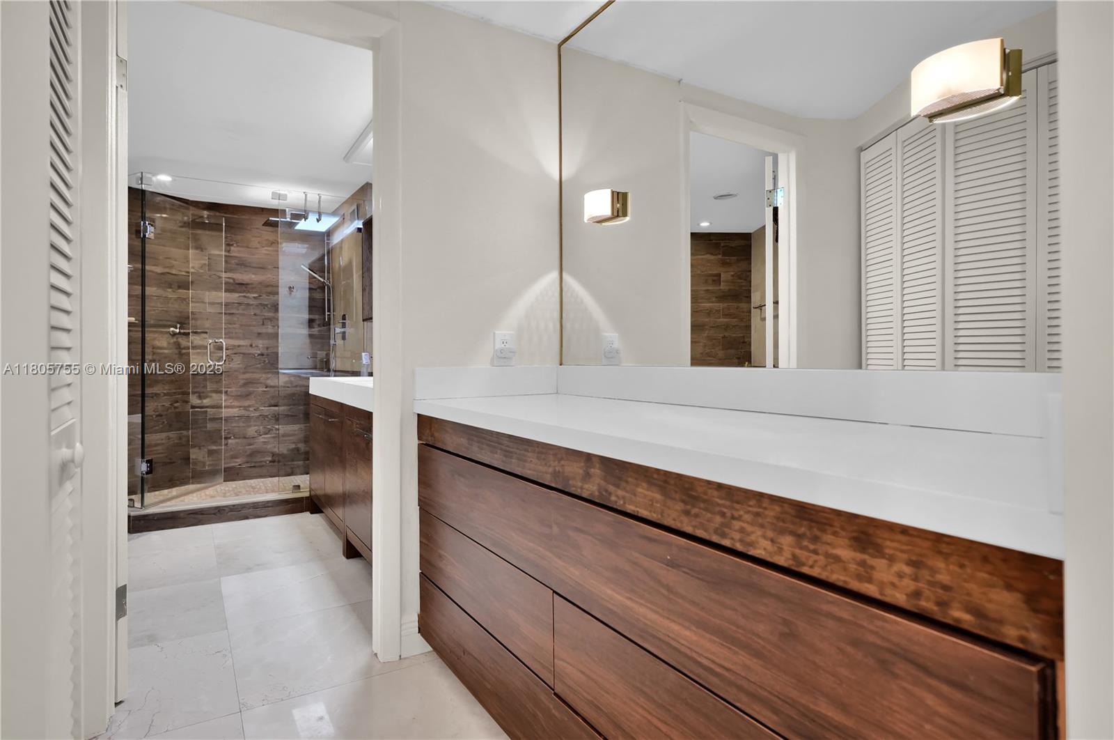 FIFTY SIX-SIXTY COLLINS A - Residential
