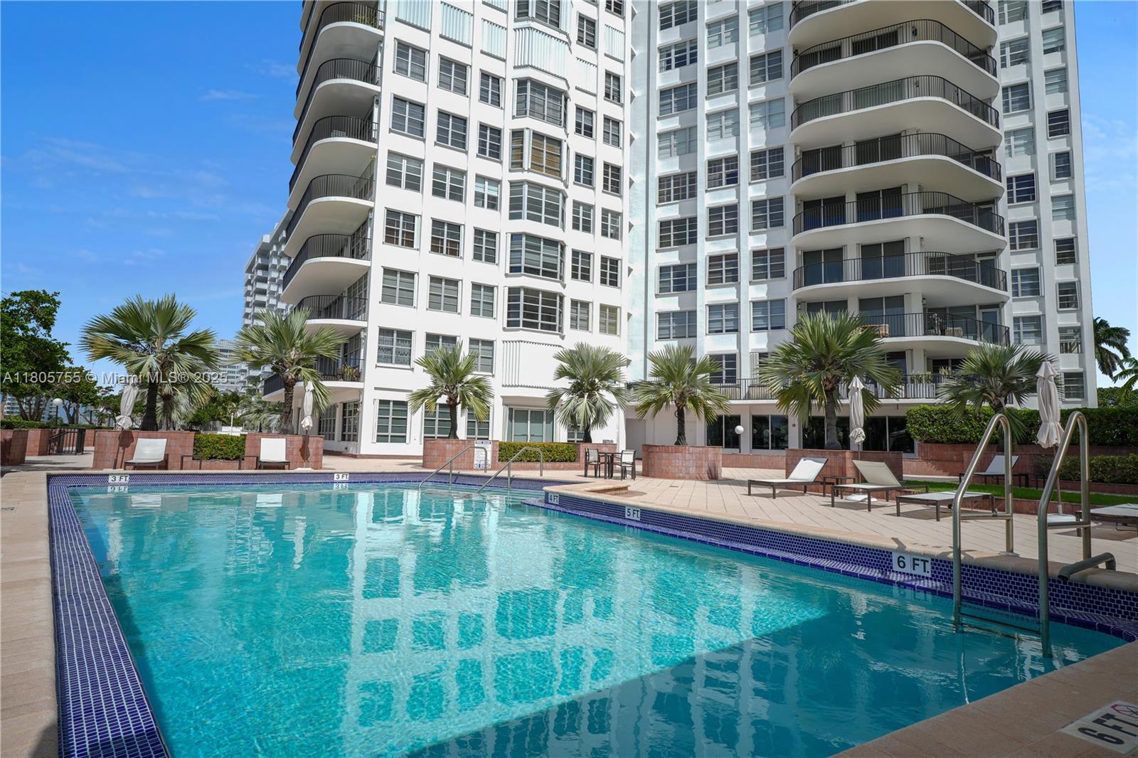 FIFTY SIX-SIXTY COLLINS A - Residential
