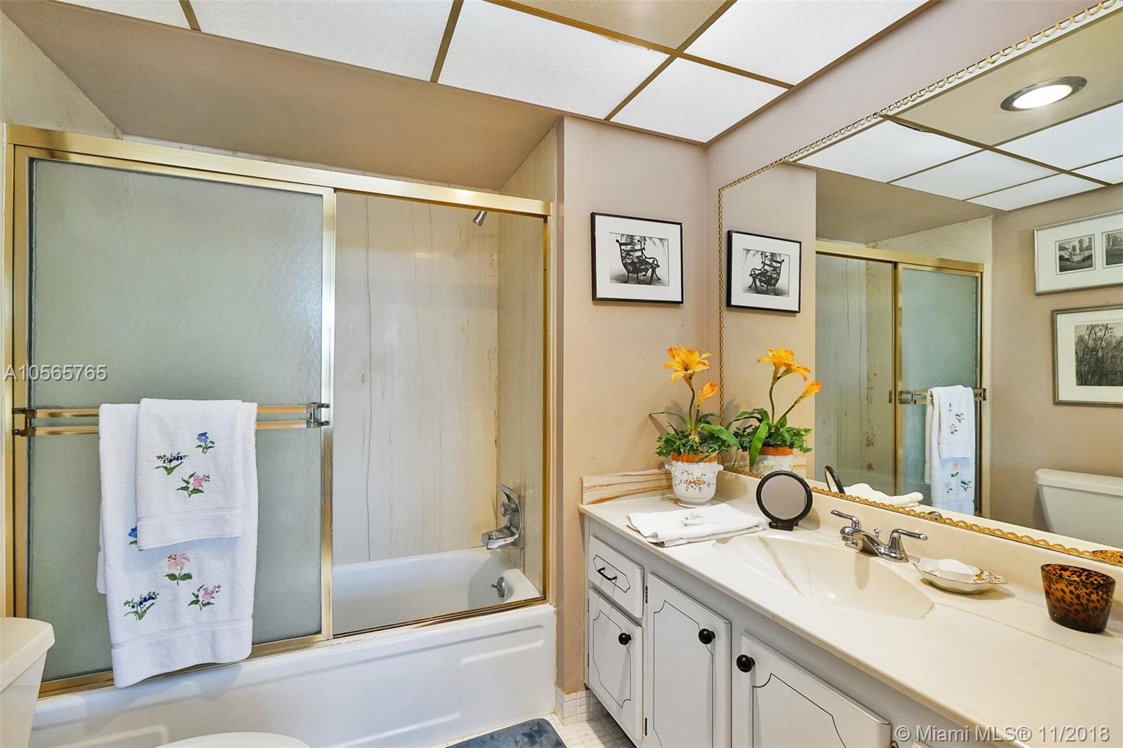 EMBASSY TOWER CONDO - Residential