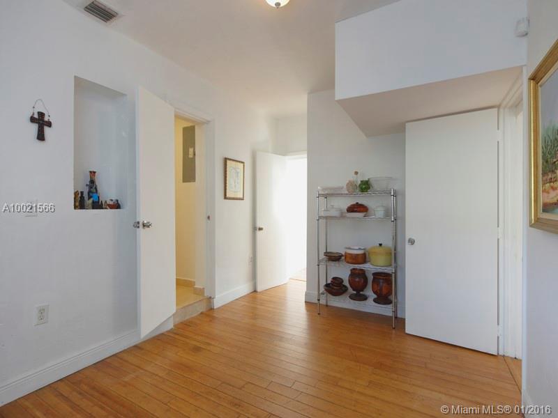 Columbia Park Corr - Residential