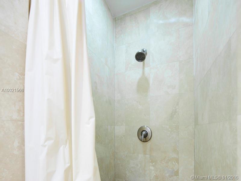 Columbia Park Corr - Residential