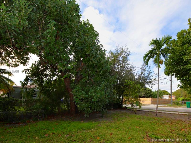 Columbia Park Corr - Residential