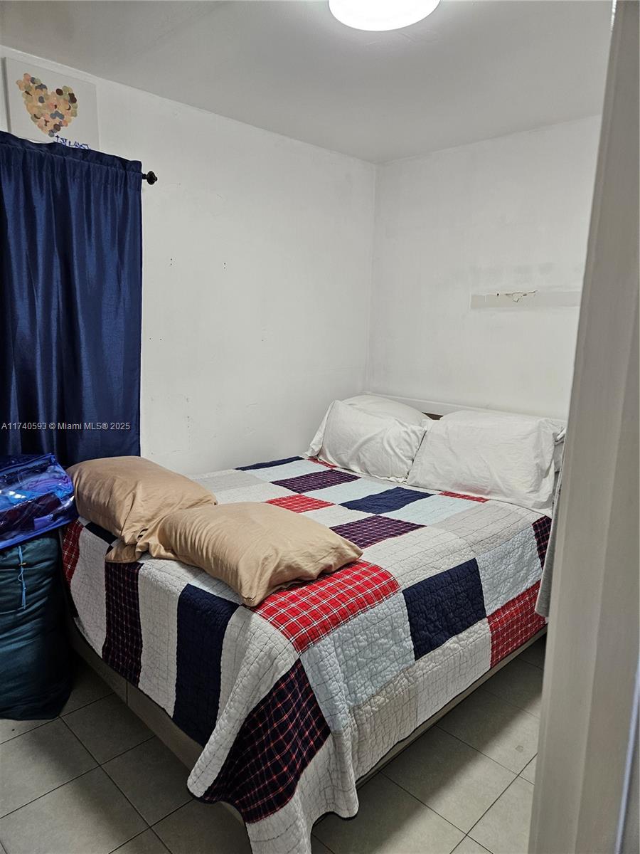 LAWRENCE ESTATE LAND CO - Residential