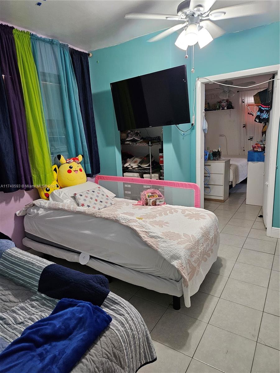 LAWRENCE ESTATE LAND CO - Residential