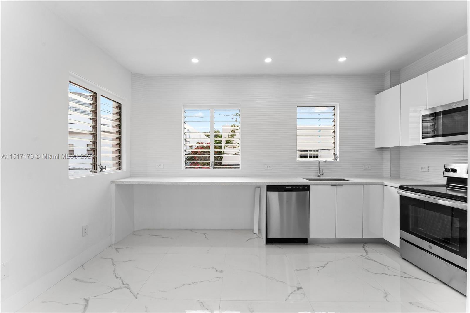 THE PATRICIA CONDO - Residential