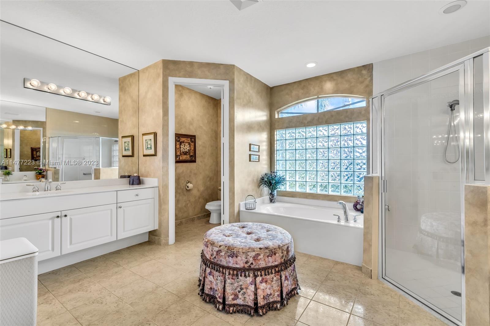 TUSCANY PAR D - Residential