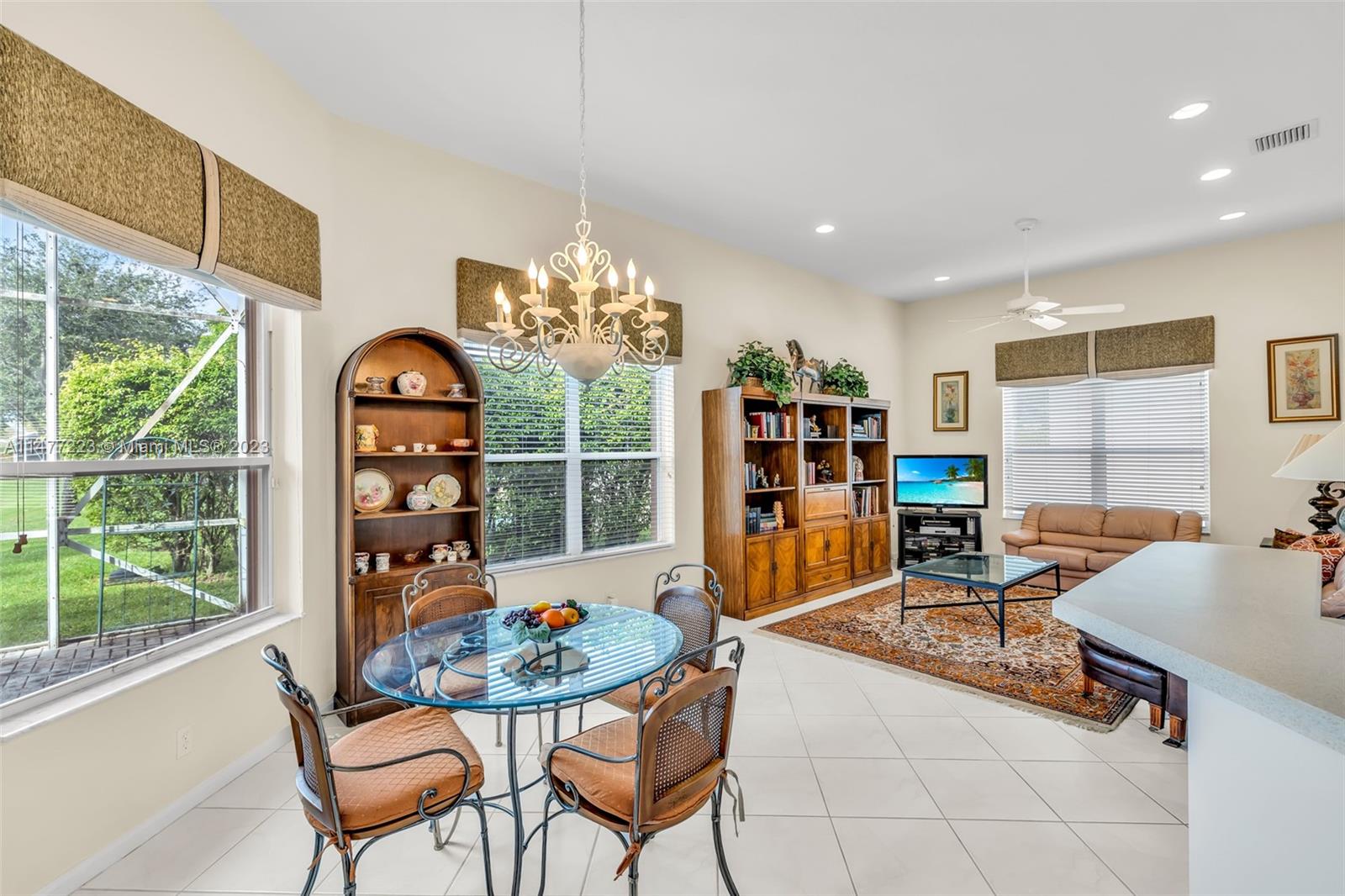 TUSCANY PAR D - Residential