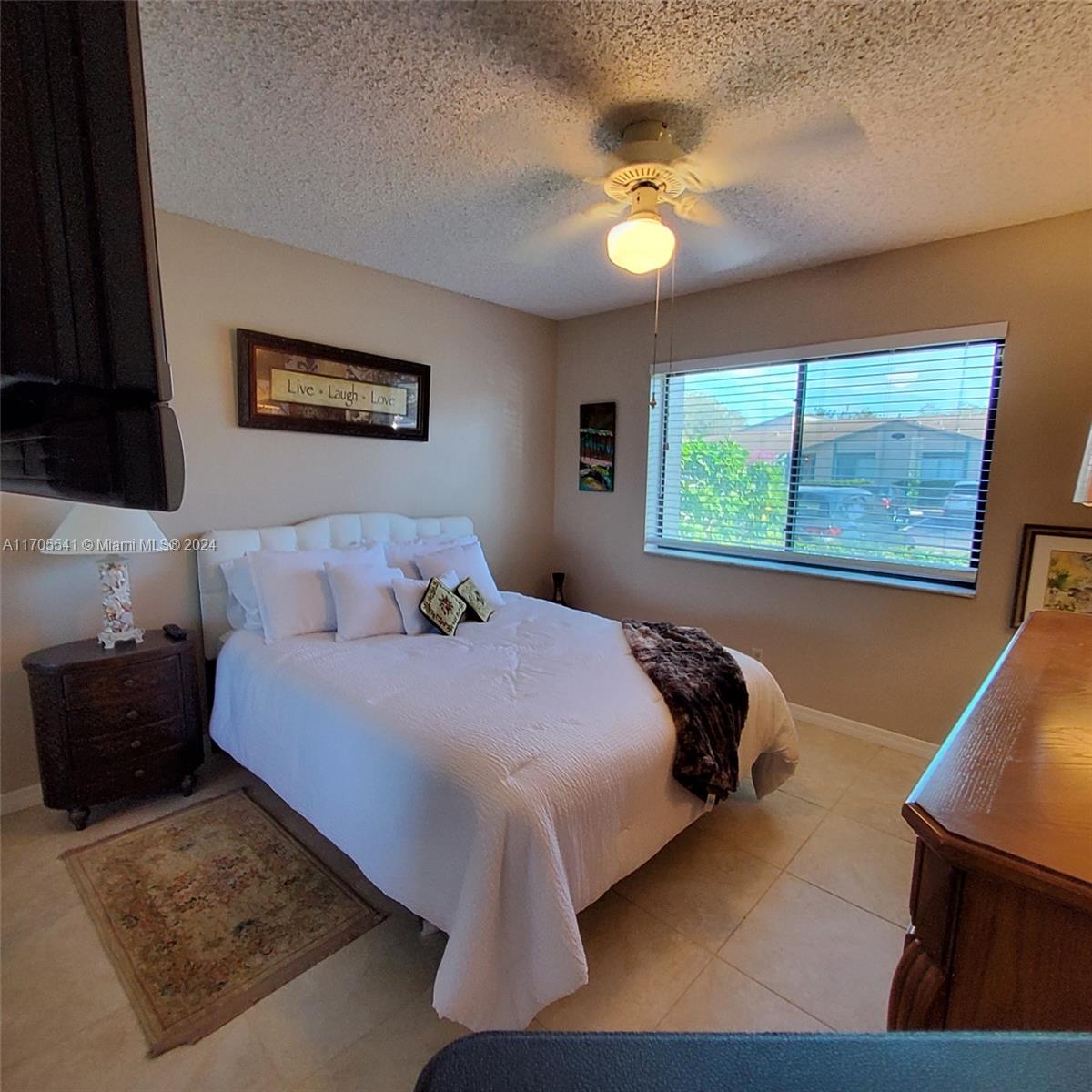 VILLAS OF BONAVENTURE AT - Residential