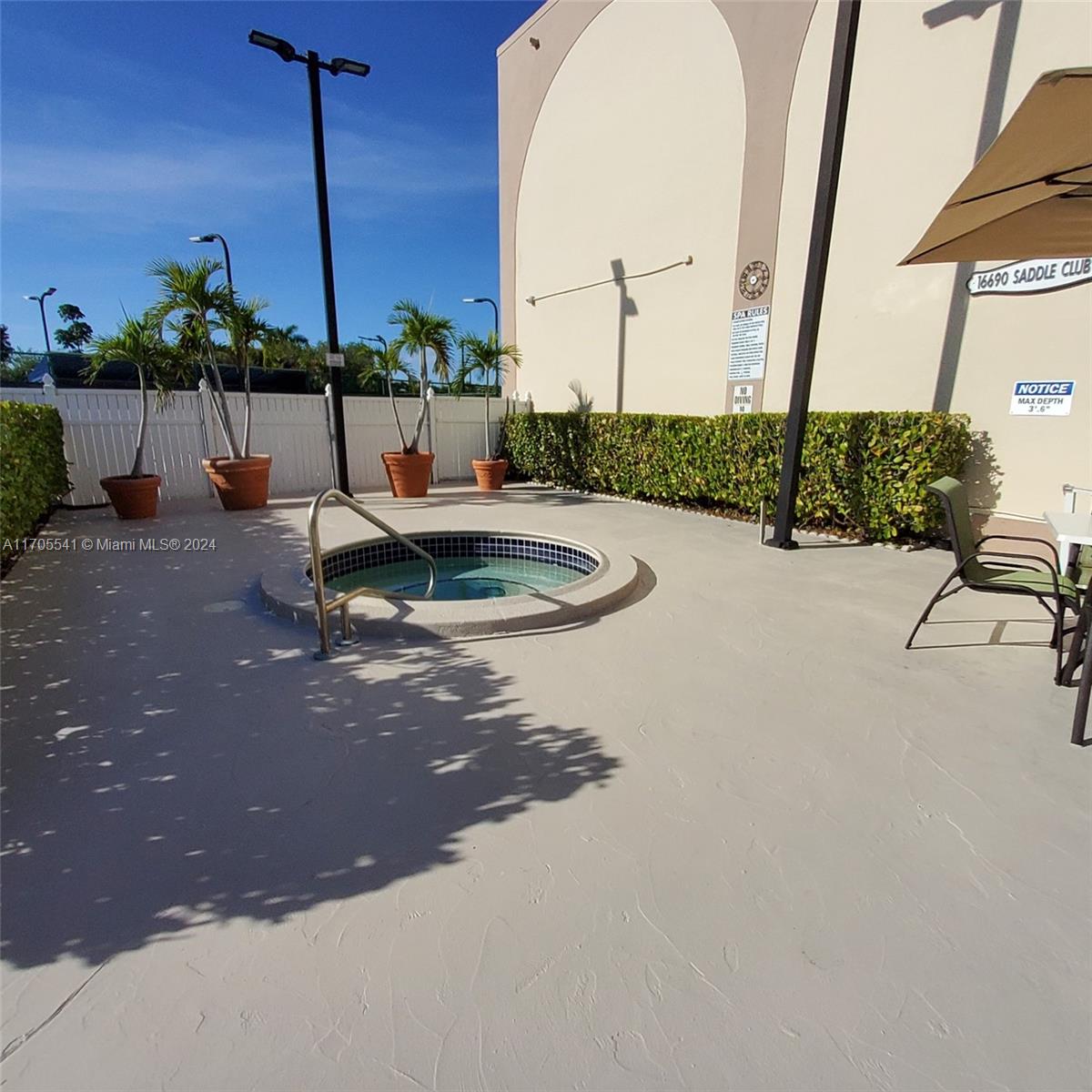 VILLAS OF BONAVENTURE AT - Residential