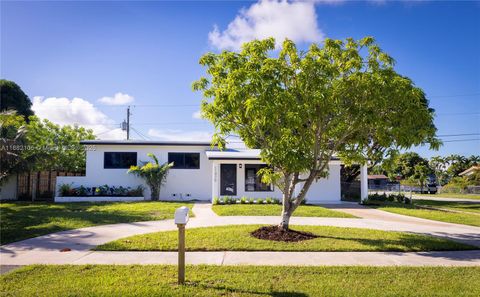 11970 SW 188th Ter Miami FL 33177