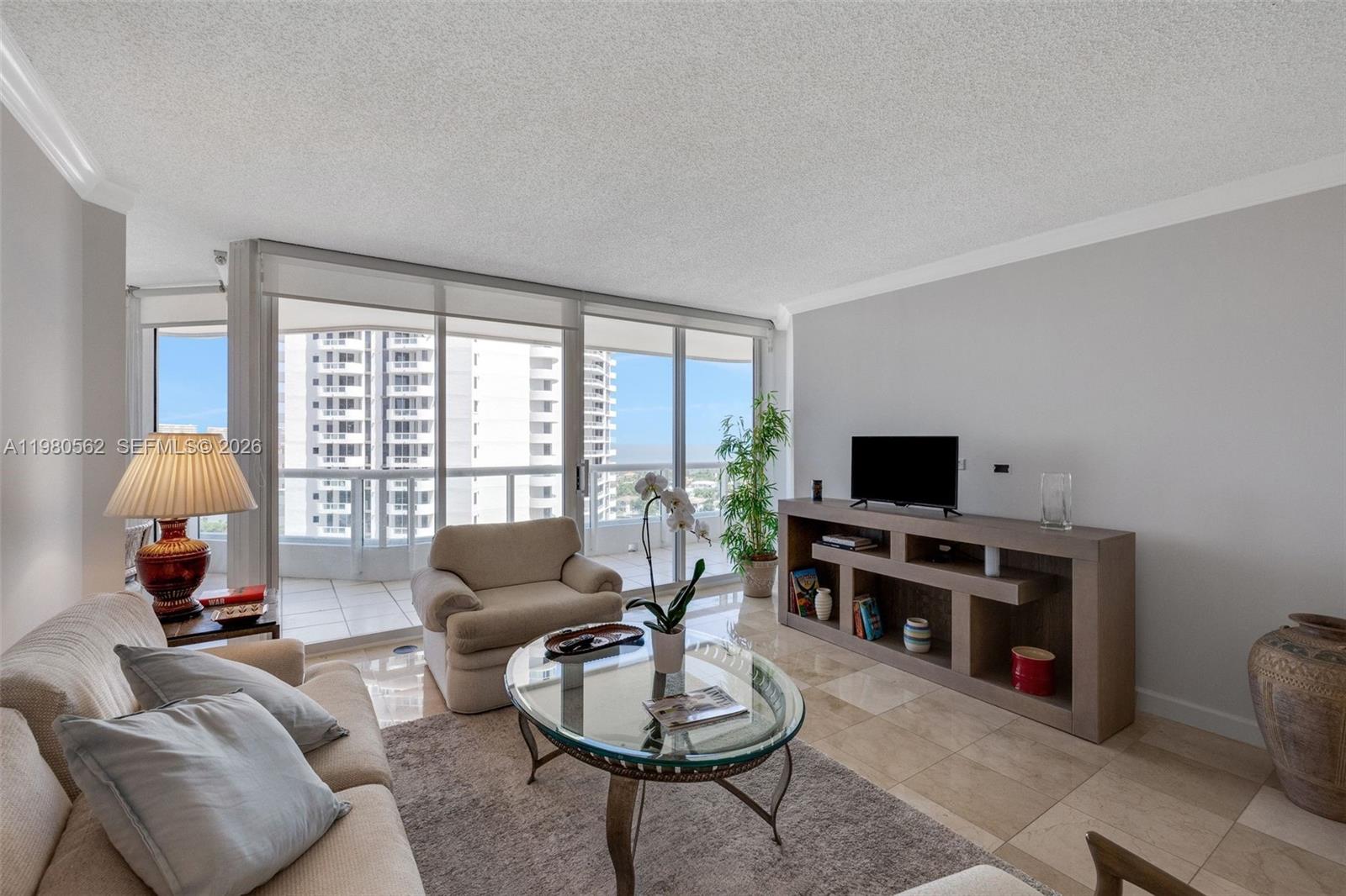 NORTH TOWER AT THE POINT - Residential