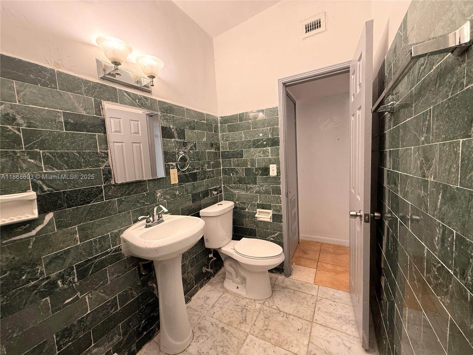 SUNKIST GROVE - Residential