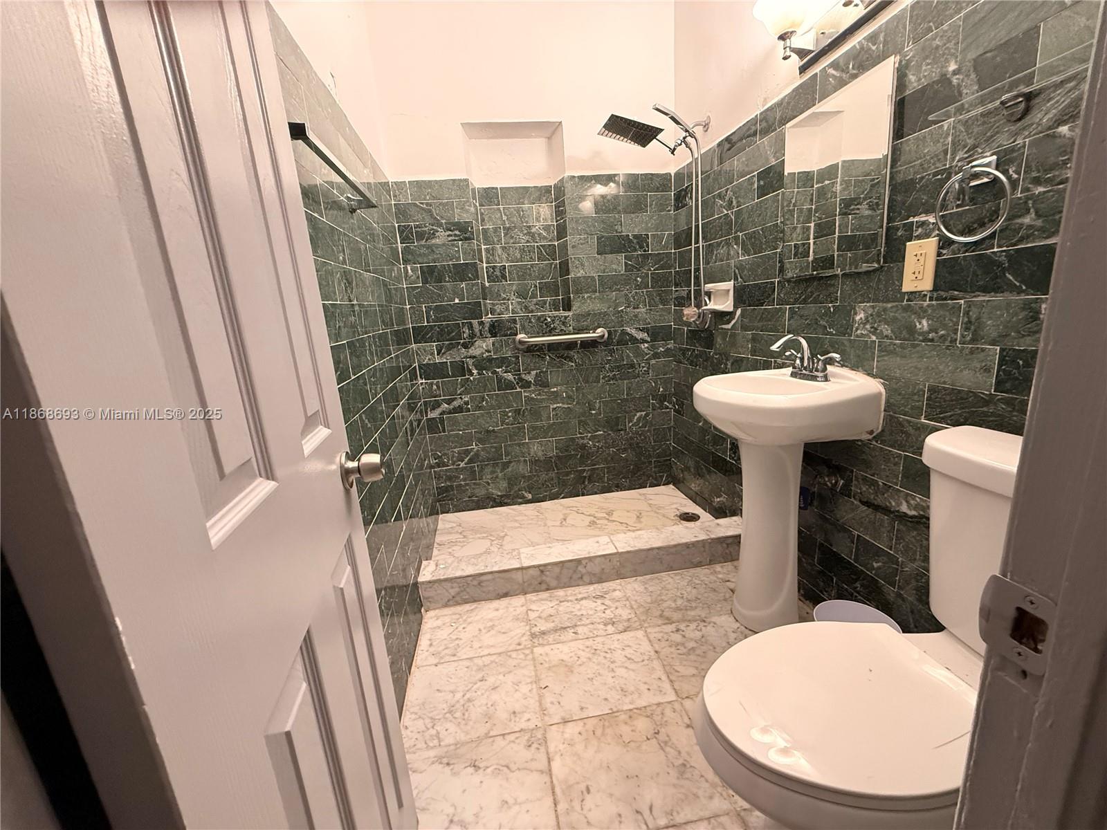 SUNKIST GROVE - Residential