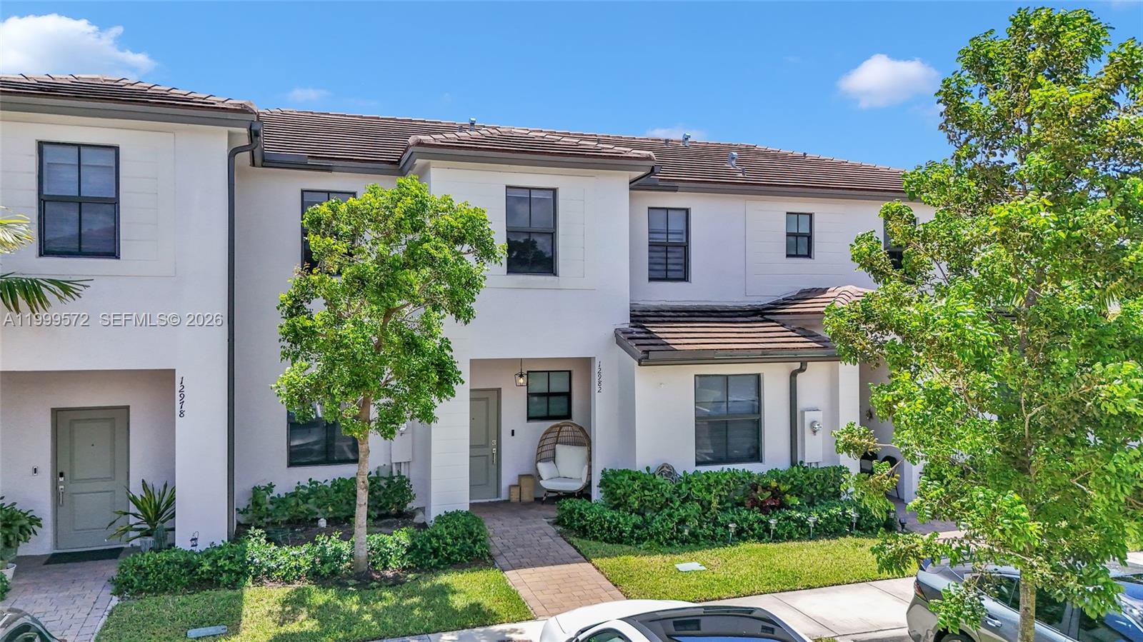 KENDALL ASSEMBLAGE SOUTH - Residential