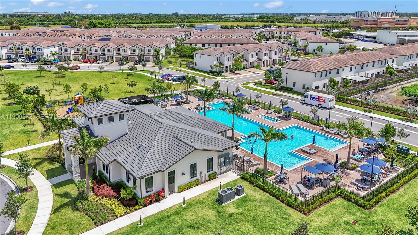 KENDALL ASSEMBLAGE SOUTH - Residential