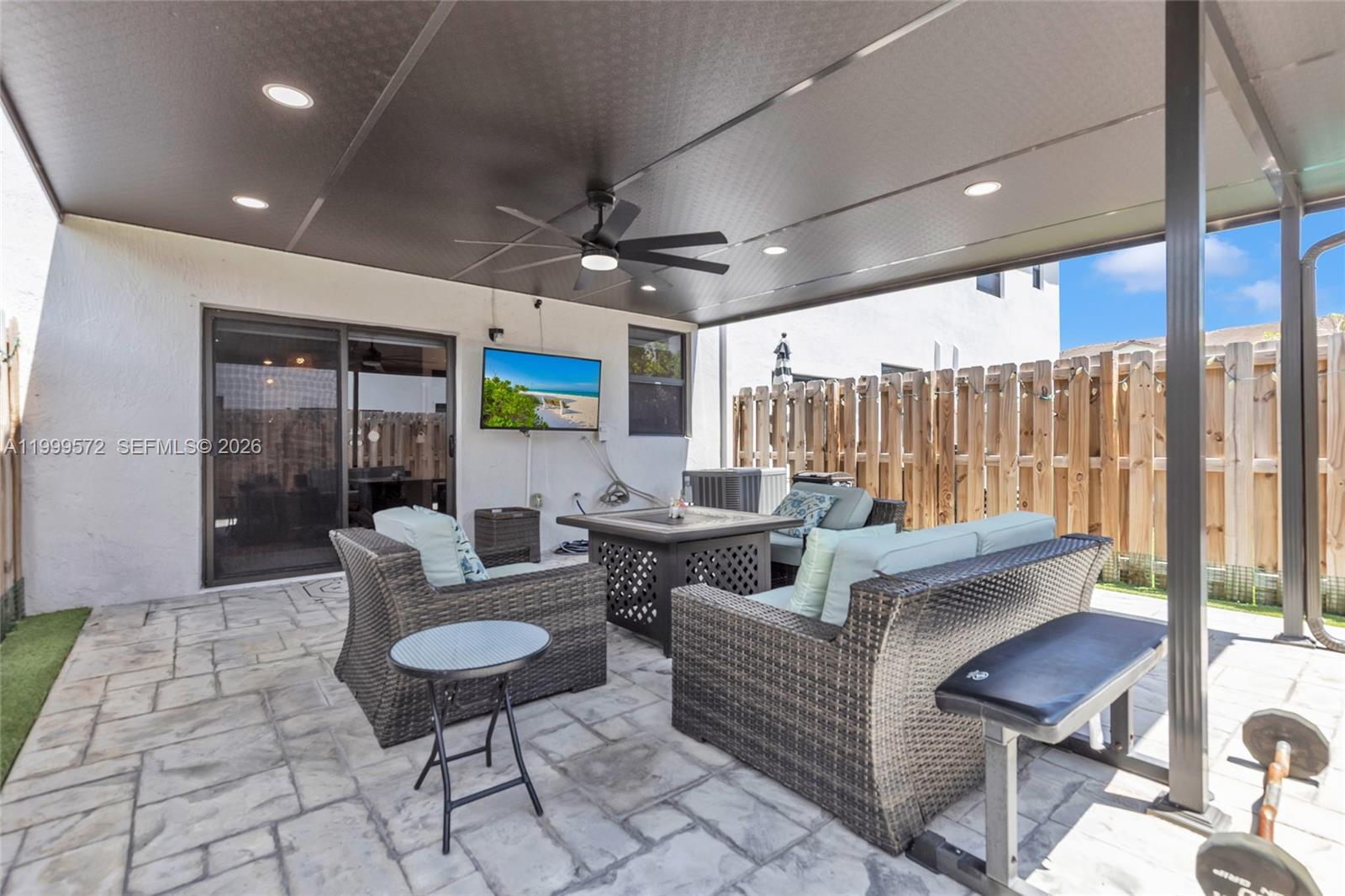 KENDALL ASSEMBLAGE SOUTH - Residential