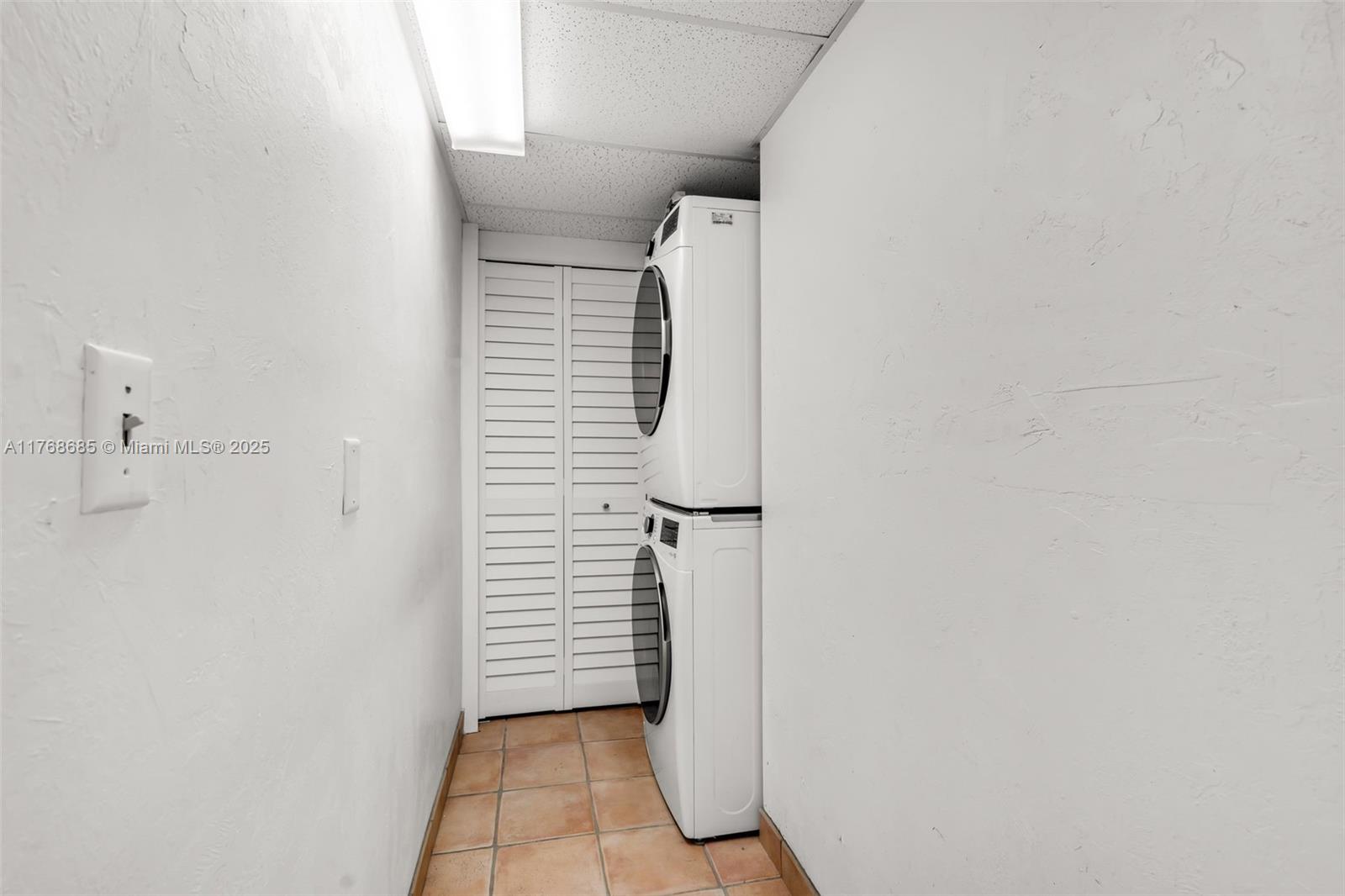 ROCKERMAN HEIGHTS - Residential