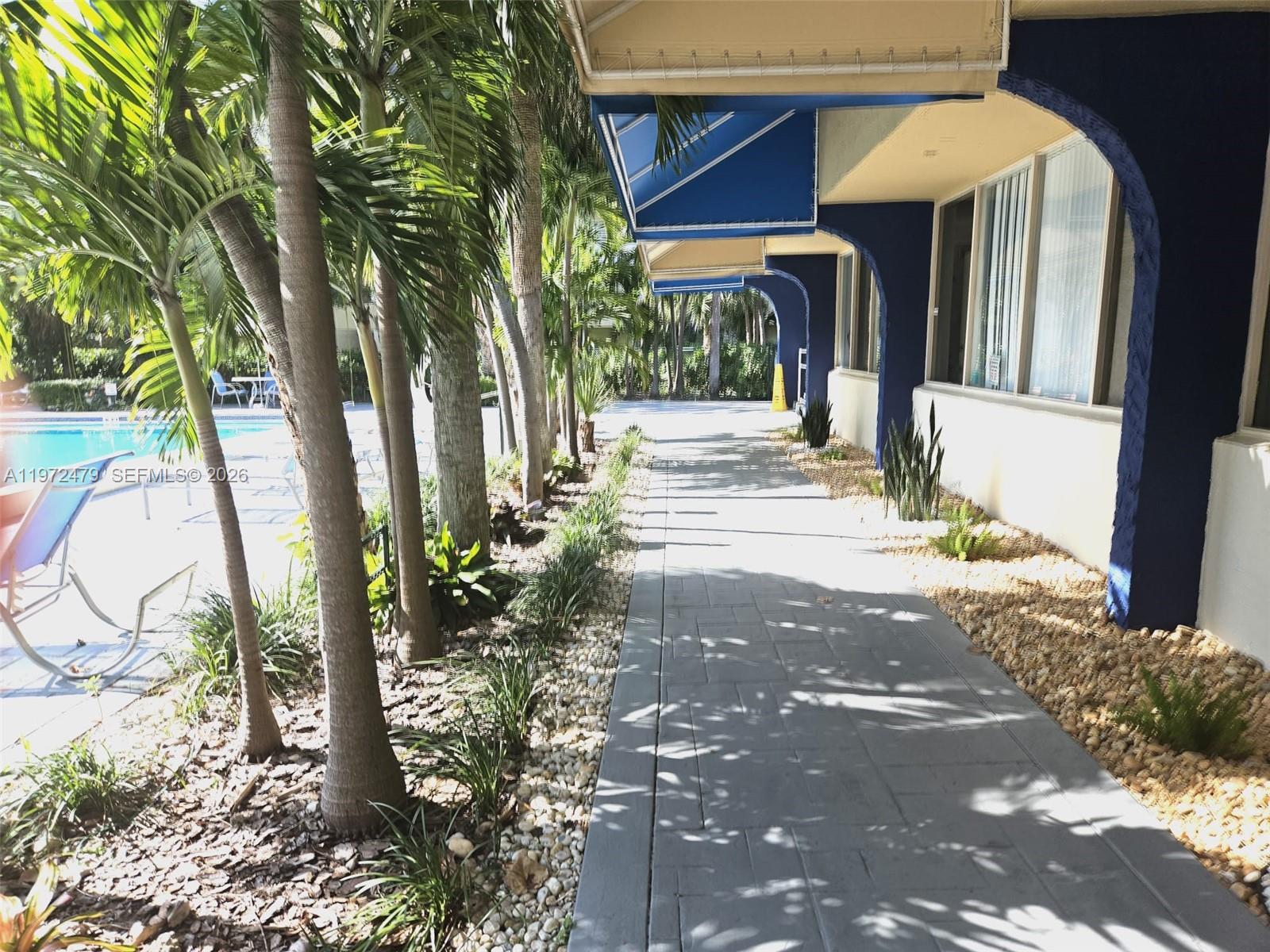 YOLANDA VILLAS CONDO - Residential