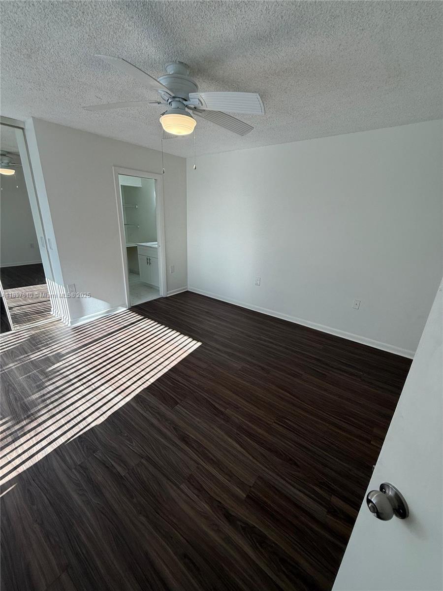 WATERSIDE LUXURY TOWNHOME - Residential Lease