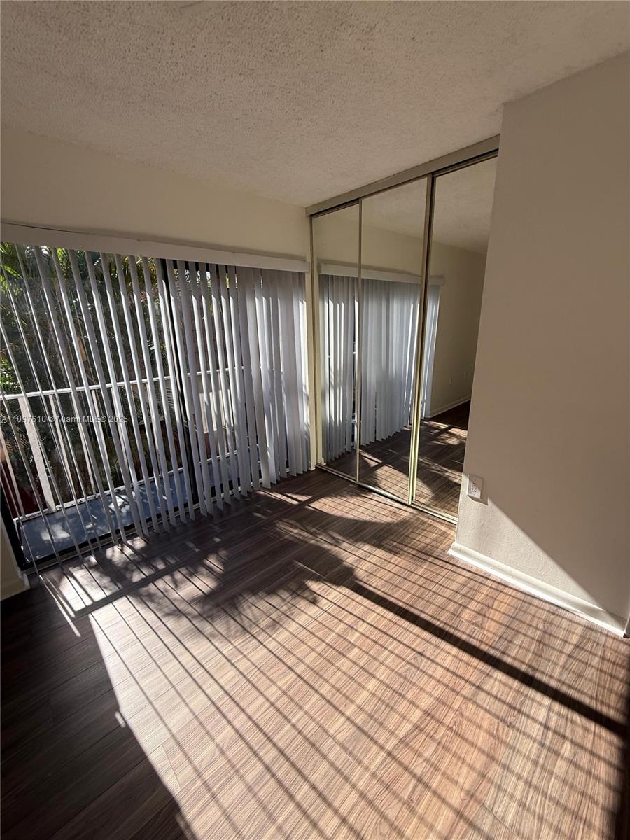 WATERSIDE LUXURY TOWNHOME - Residential Lease