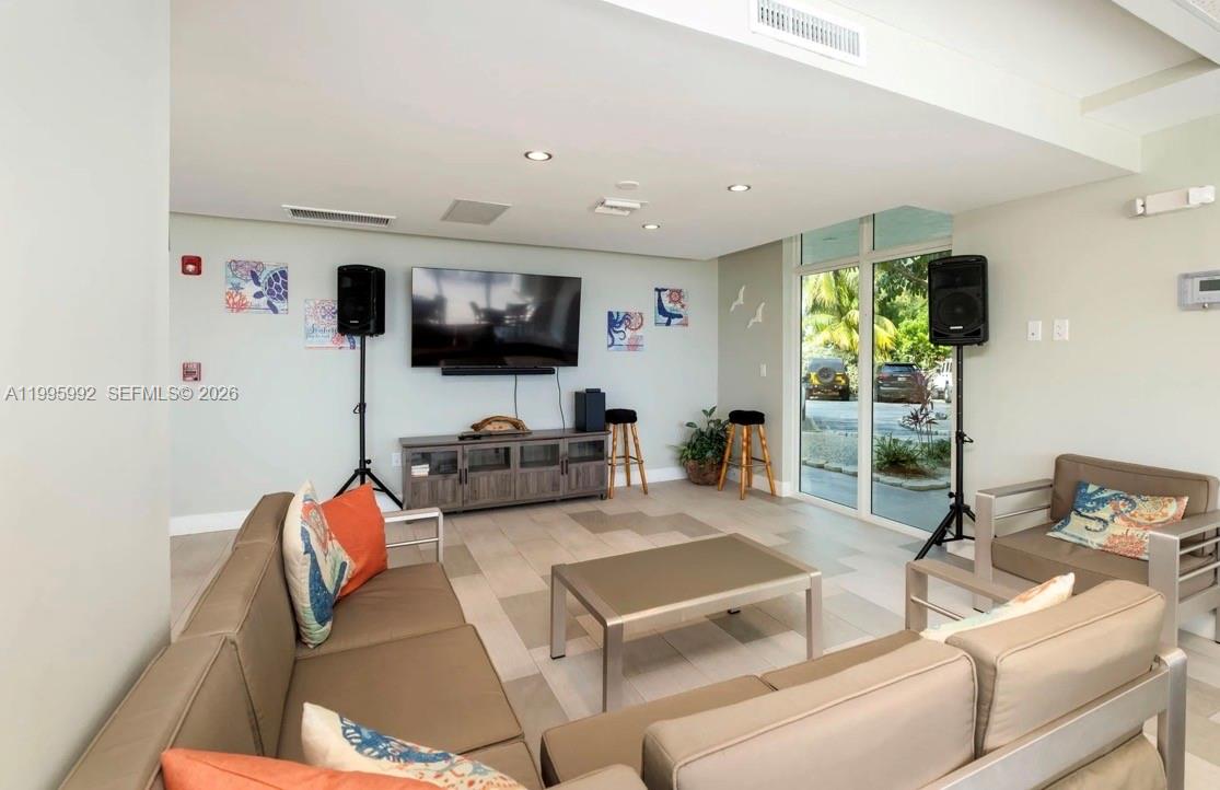 Seagulls Condominium - Residential