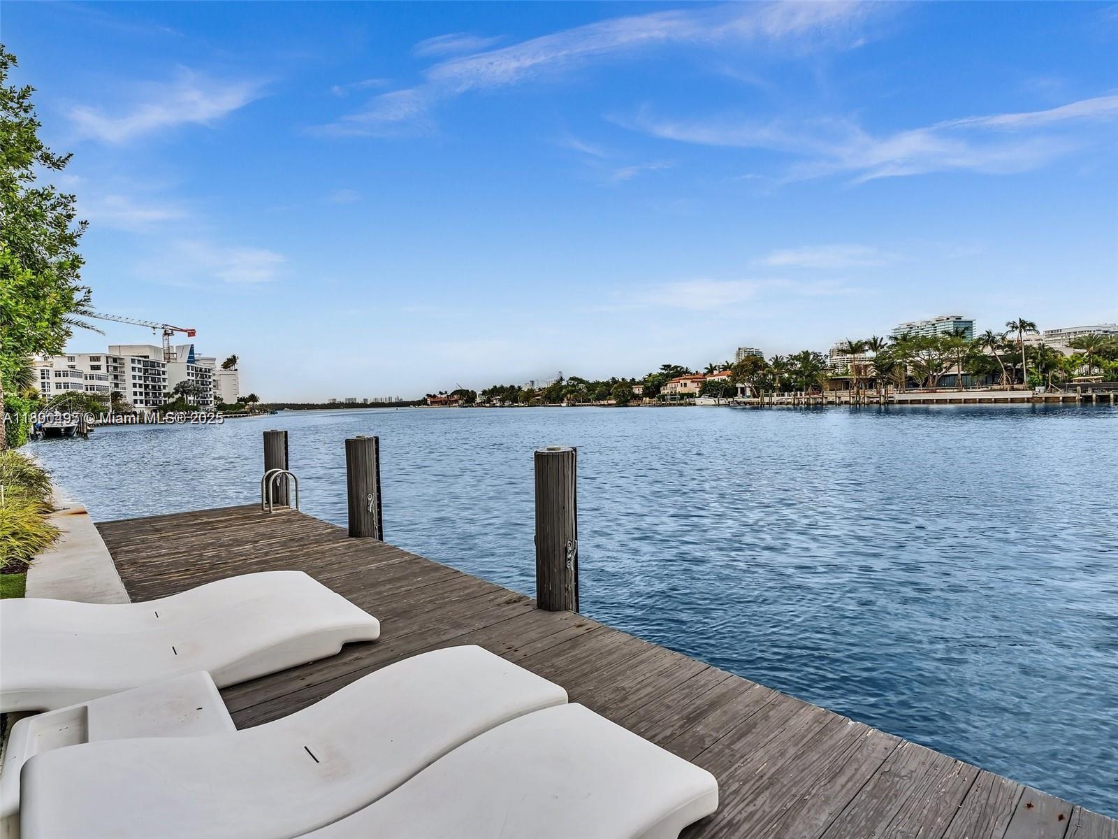 BAY HARBOUR ISLAND - Residential