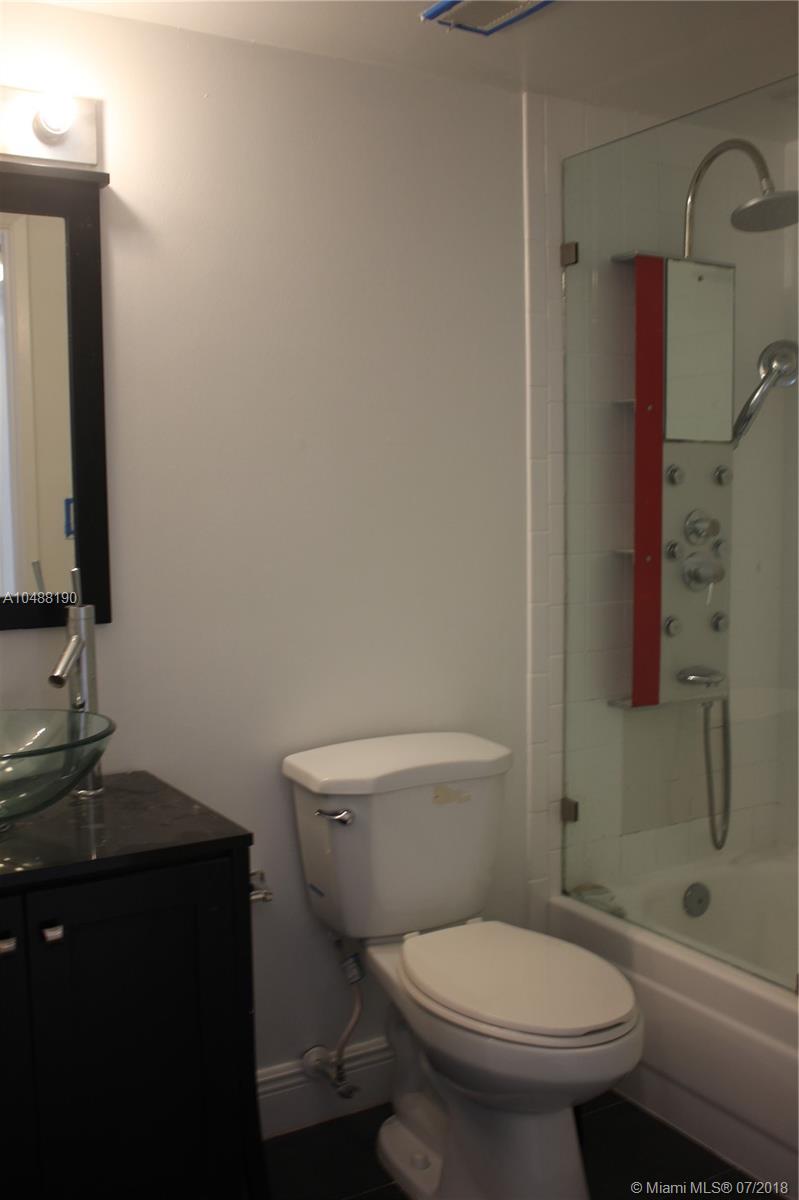 MADISON DOWNTOWN CONDO - Residential Lease