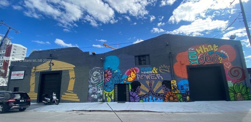 This Property is two address: 168 - 174 NE 24th street, it consists of two commercial type warehouses joined together. The facility is ready for commercial retail leasable space.