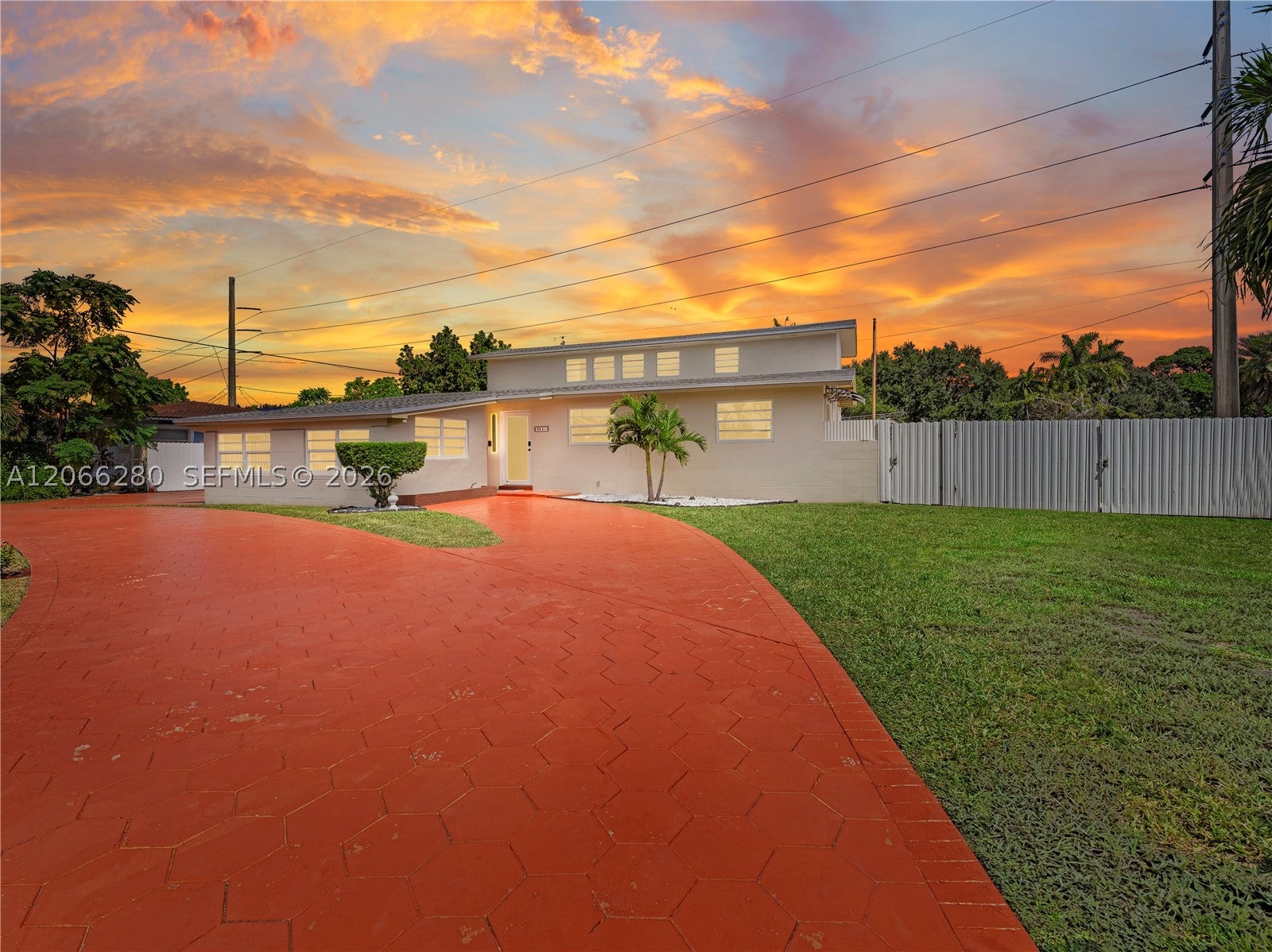 8241 SW 12th Ter