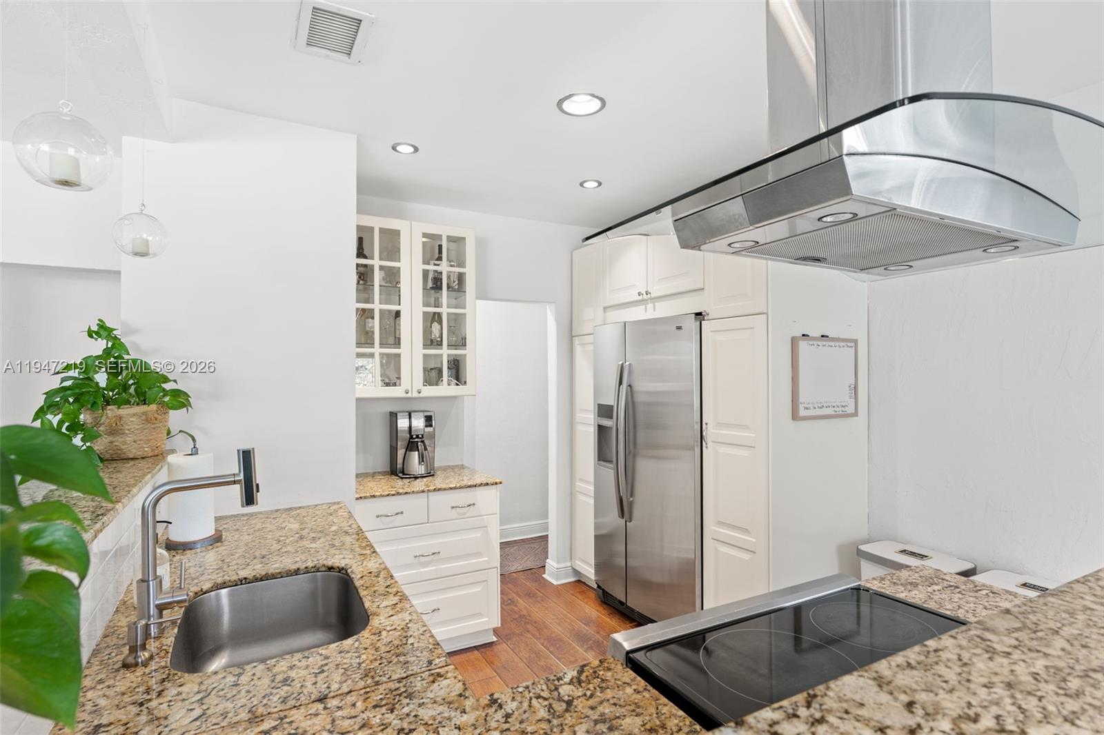 CINEMA PARK COUNTRY CLUB - Residential