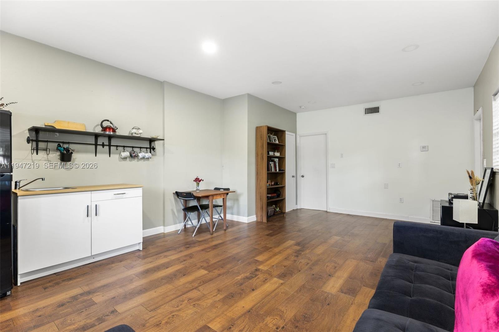 CINEMA PARK COUNTRY CLUB - Residential