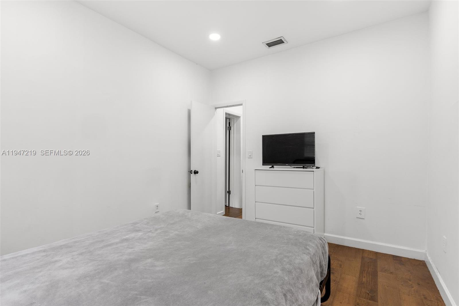 CINEMA PARK COUNTRY CLUB - Residential