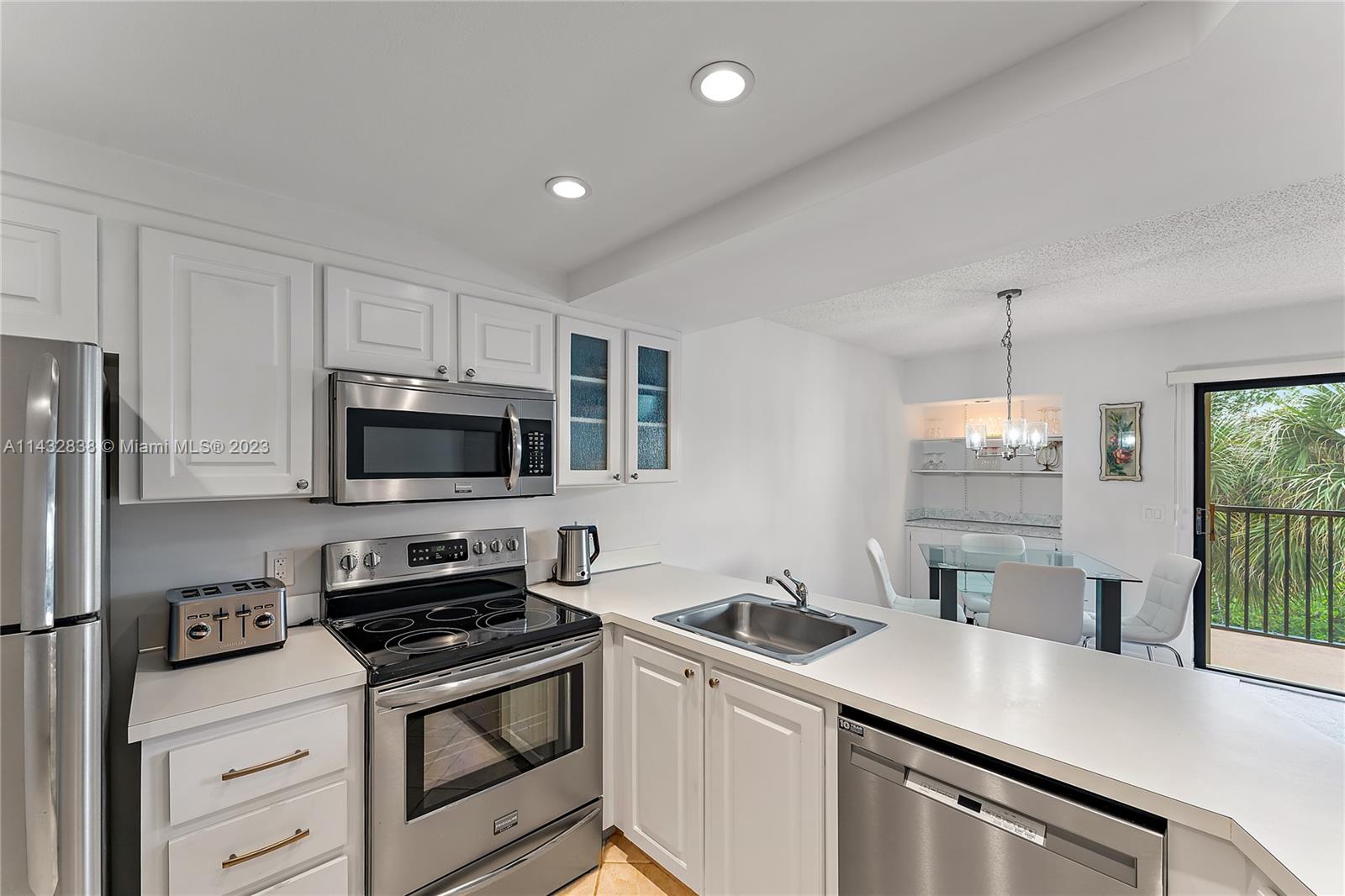 SEA RISE CONDO - Residential Lease