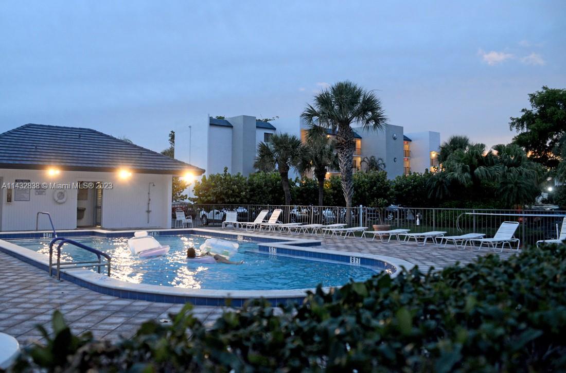 SEA RISE CONDO - Residential Lease