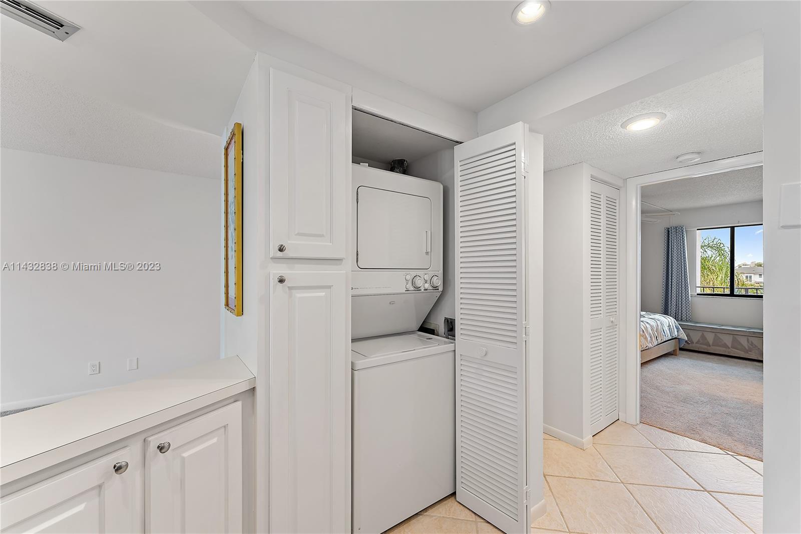 SEA RISE CONDO - Residential Lease