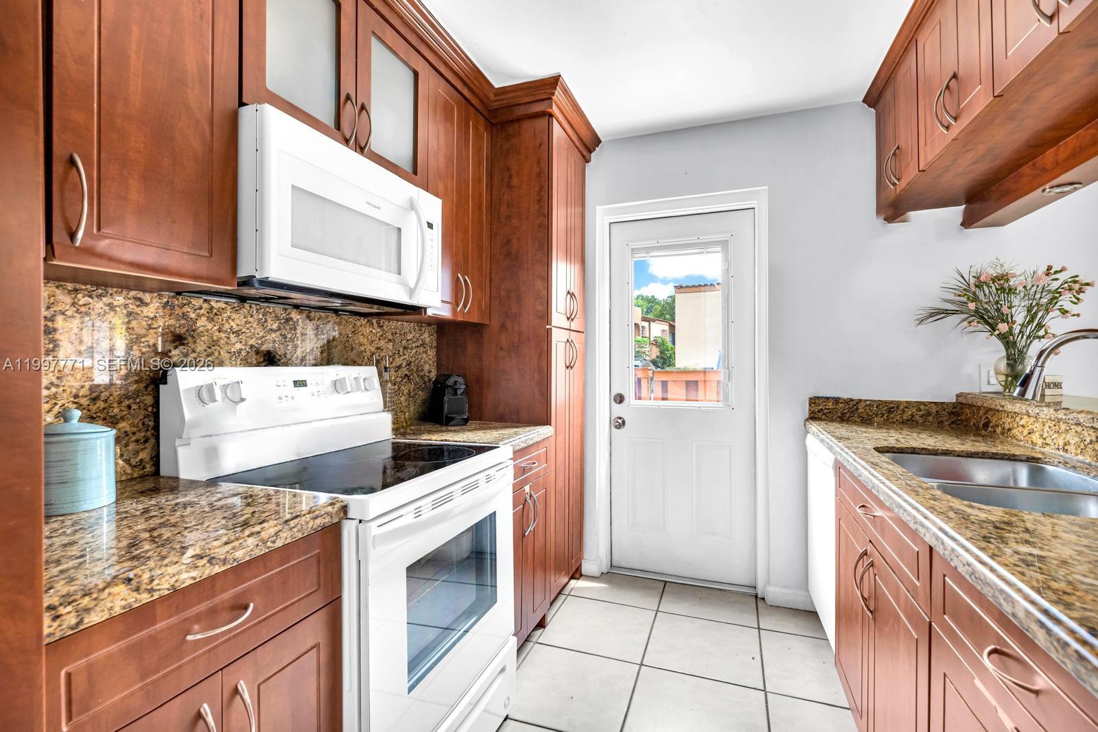 CYPRESS VILLAGE CONDO - Residential