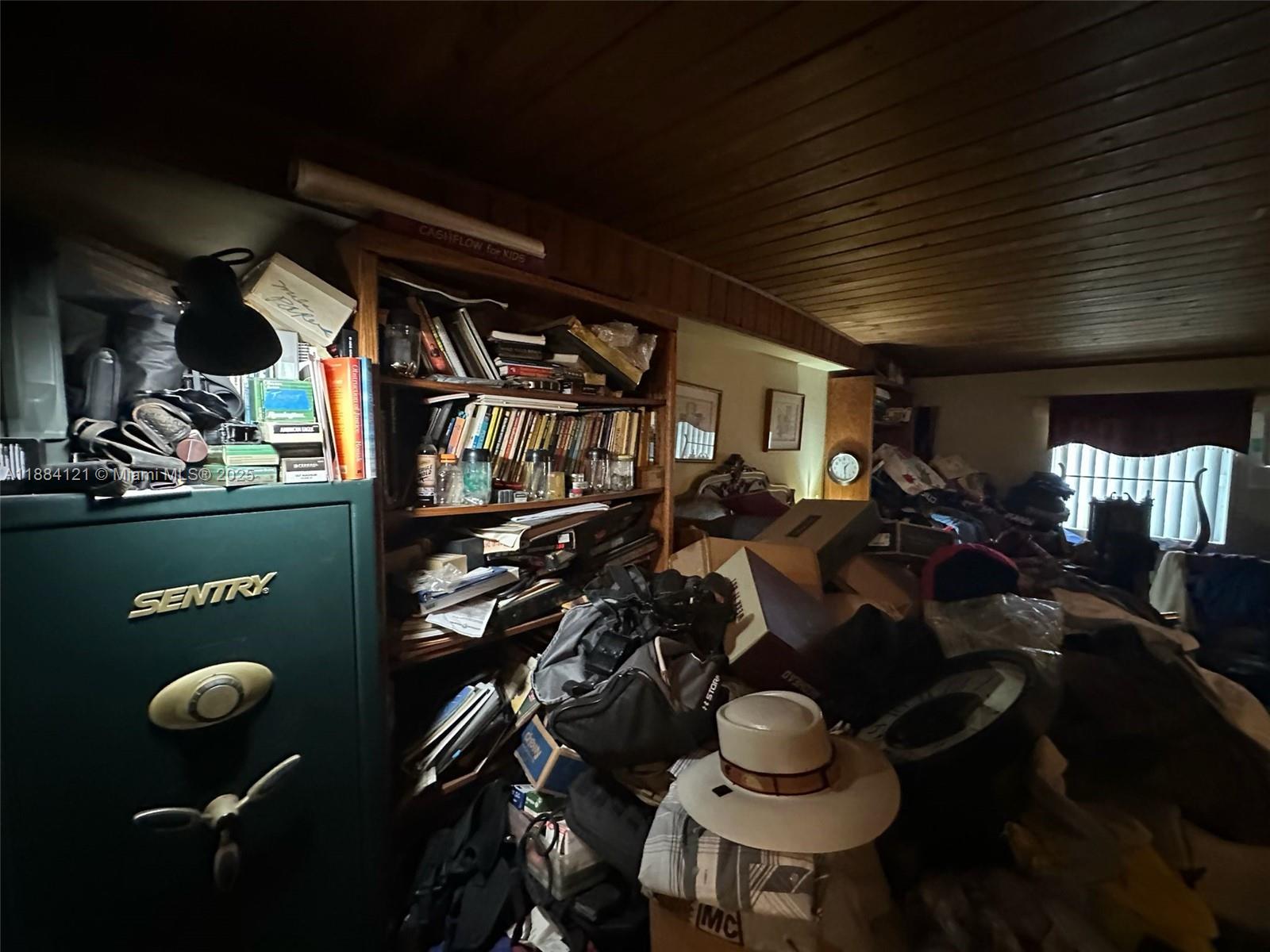 CHULA VISTA - Residential