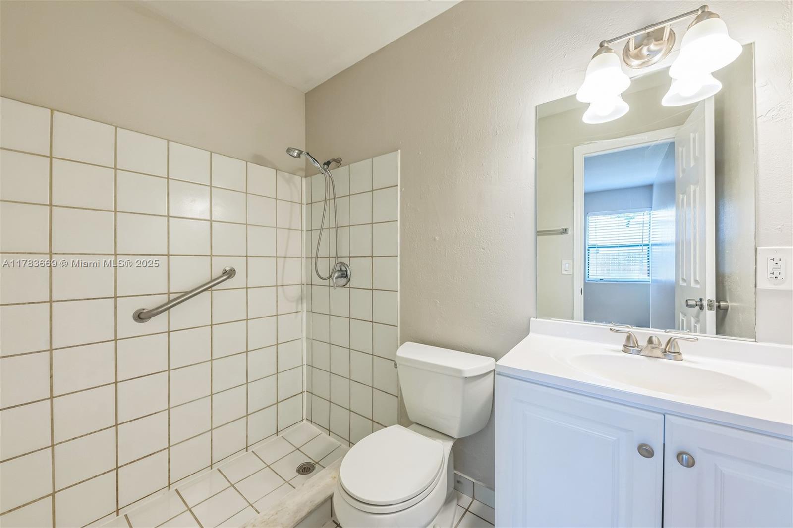 BOCA TRAILS 1 - Residential