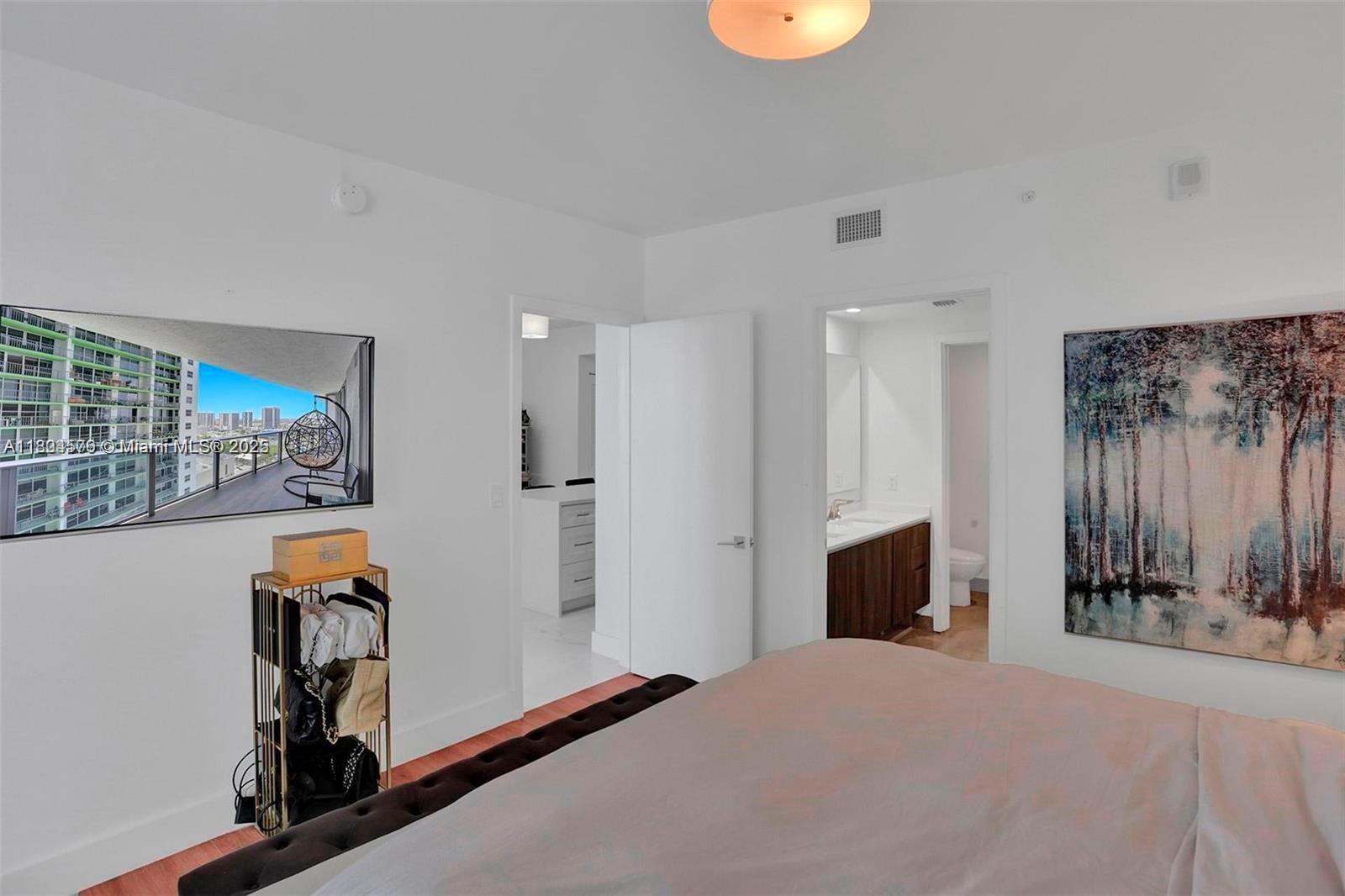 ARIA ON THE BAY CONDO - Residential Lease