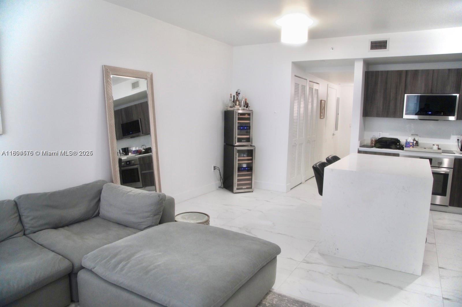 ARIA ON THE BAY CONDO - Residential Lease