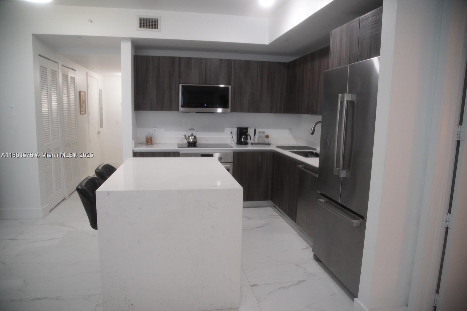 ARIA ON THE BAY CONDO - Residential Lease